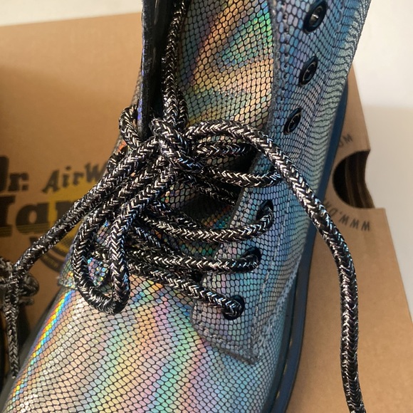 Dr Martens boots - Picture 7 of 13